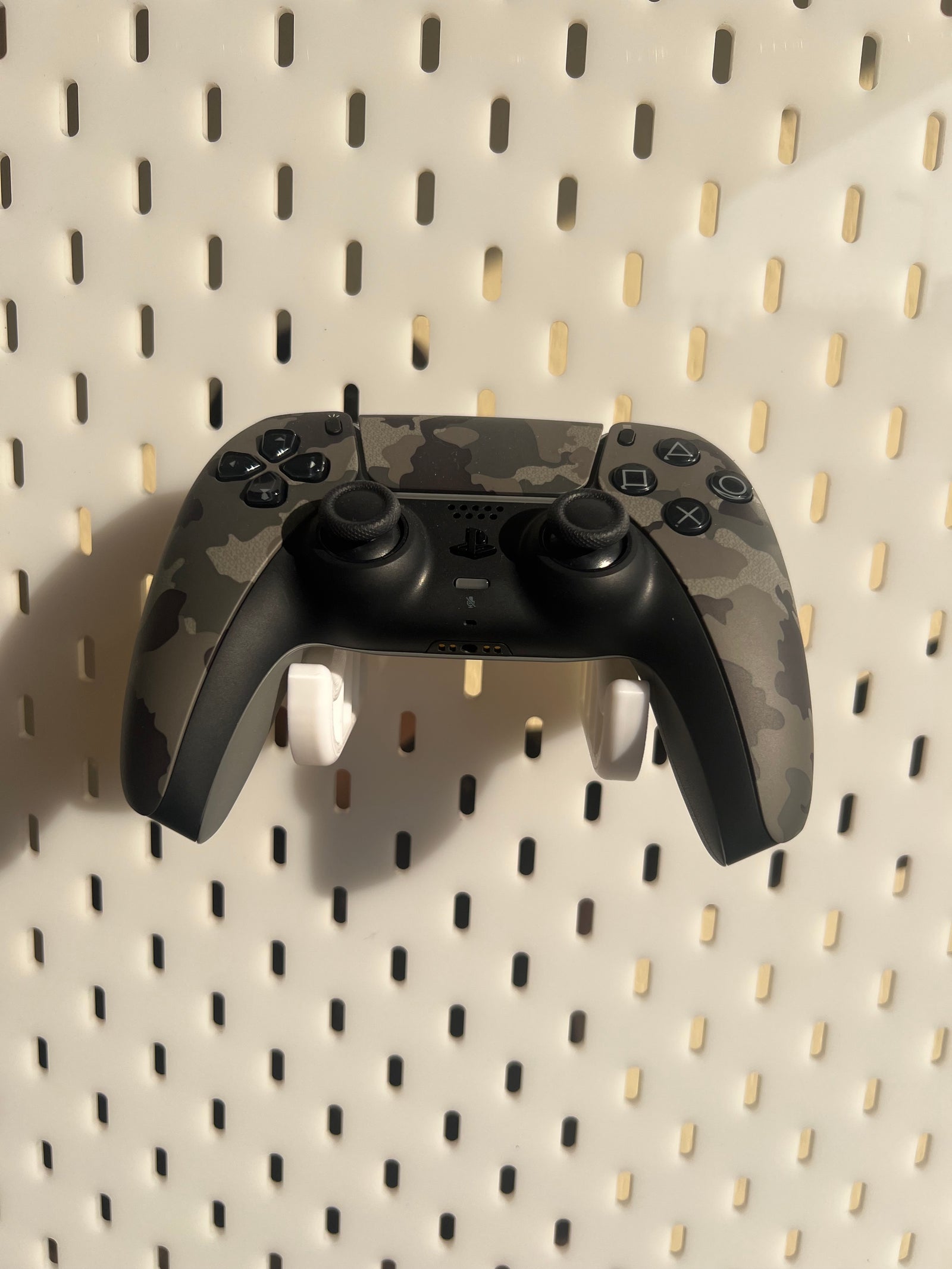 Universal Games Controller Holder