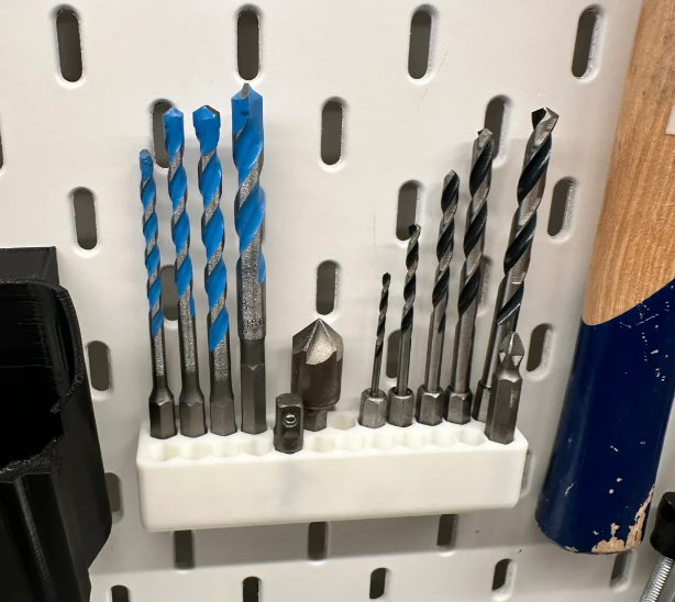Drill bit holder