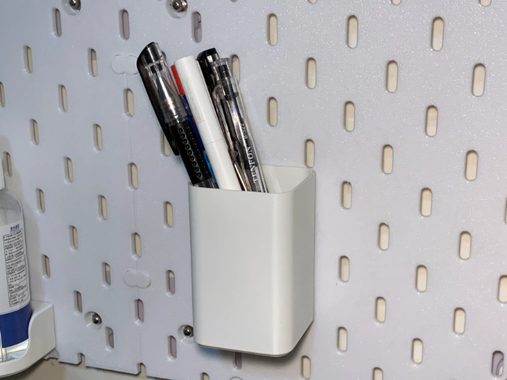 Pen Holder